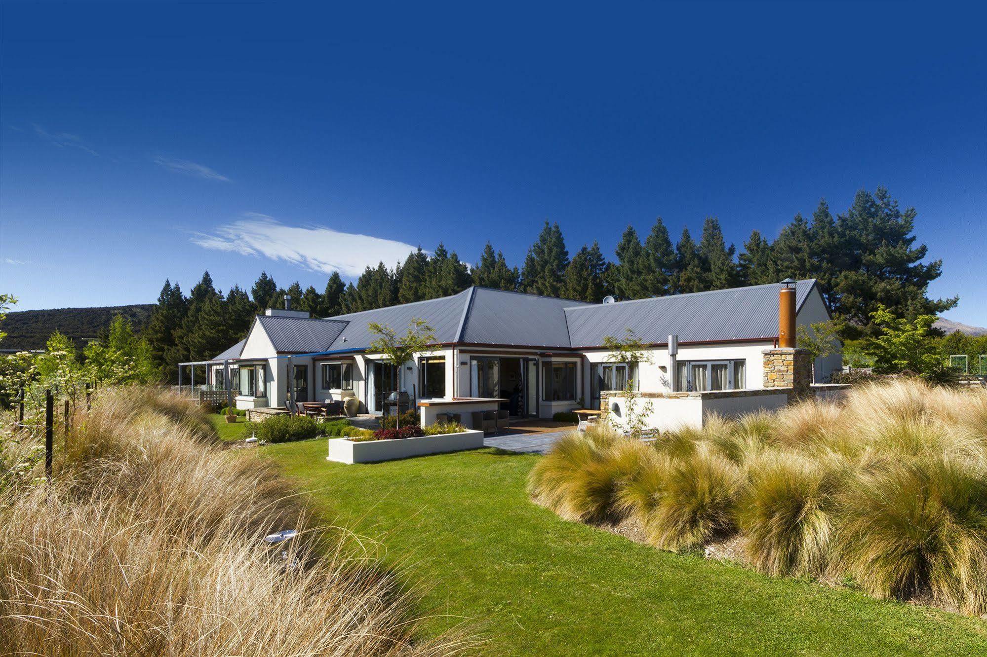 Alpine Peaks Apartment Wanaka Dış mekan fotoğraf